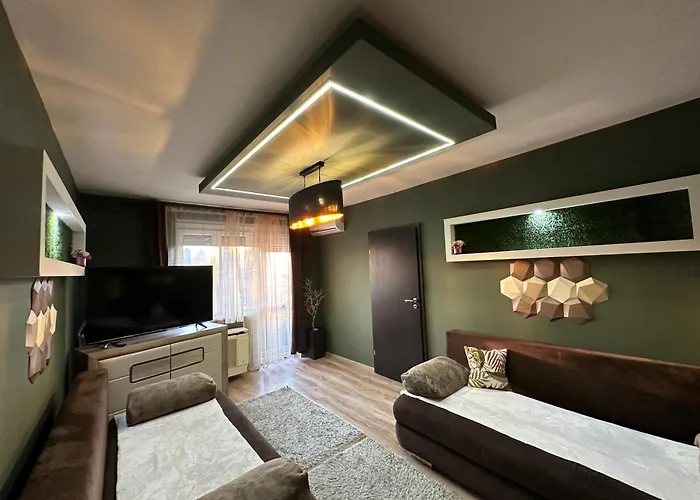 Mox Downtown Apartman